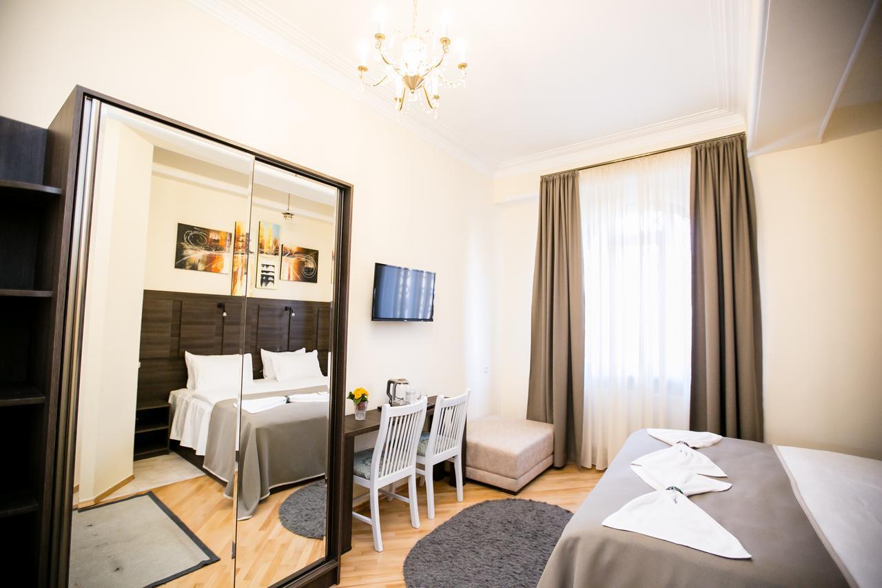 Hotel Badagi Tbilisi Exterior photo